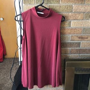 Maroon short flowy dress